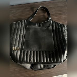 BEIS 2022 COLLECTION - THE EXPANDABLE OVERNIGHTER